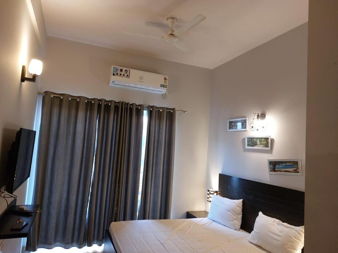 Guest house Luxury Haven. Harmony Suites. Vrindavan